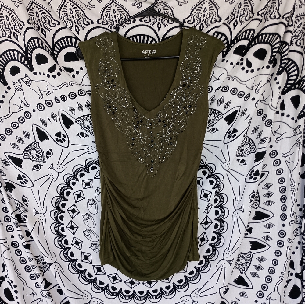 Apt 9 Green Beaded V-neck Tank